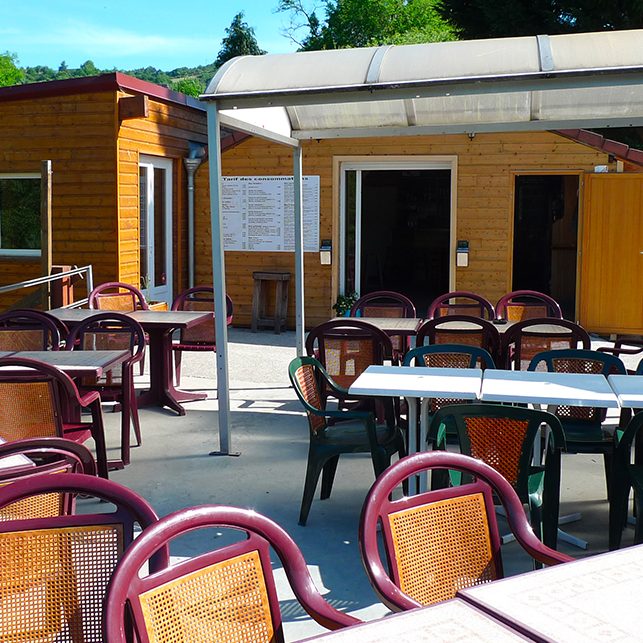 Tables en terrasse